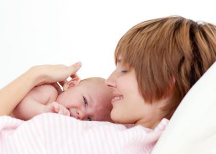 女同伴侣借卵代怀生殖中心